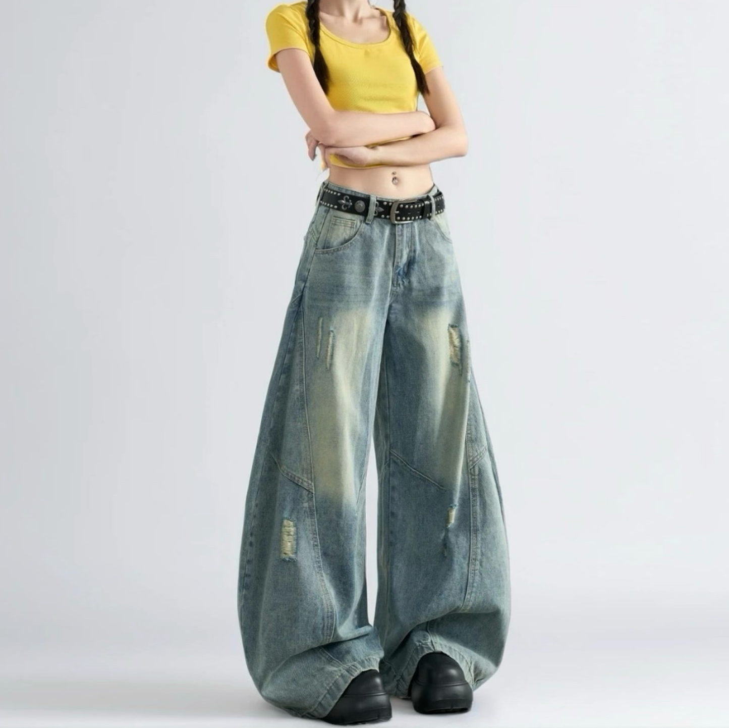 Distressed Barrel Leg Jeans